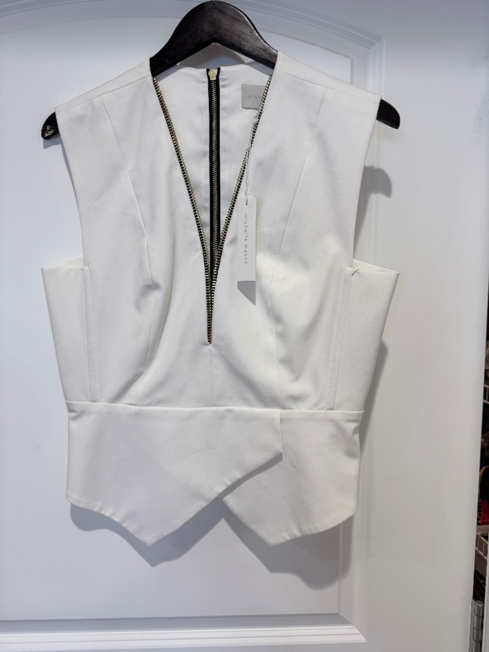 Michelle Mason - structured sleeveless top - size 10